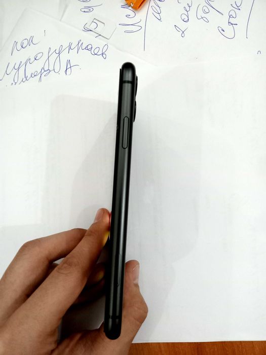 IPhone 11 LLA/64, black