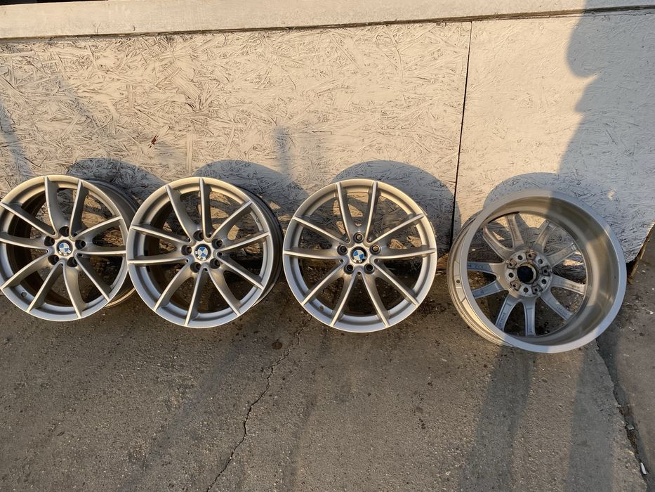 Vând 1 set jante Bmw  grupul Vag Mercedes  5x112,R 18,cb 66,6,et 22