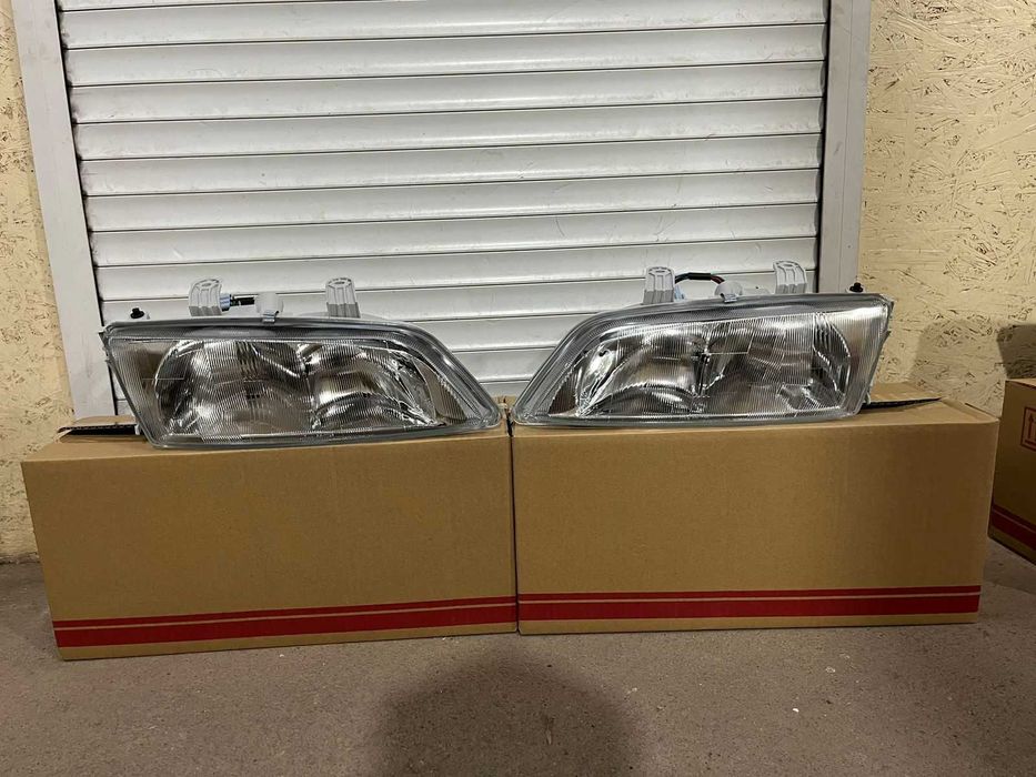 Фара на Ниссан Примера p11 1996- / Nissan Primera I (P11) 2001