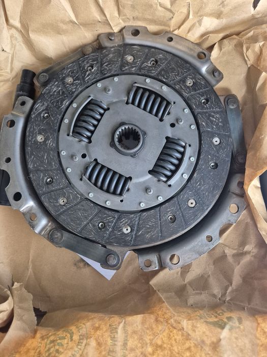 Автозапчасть  на приору