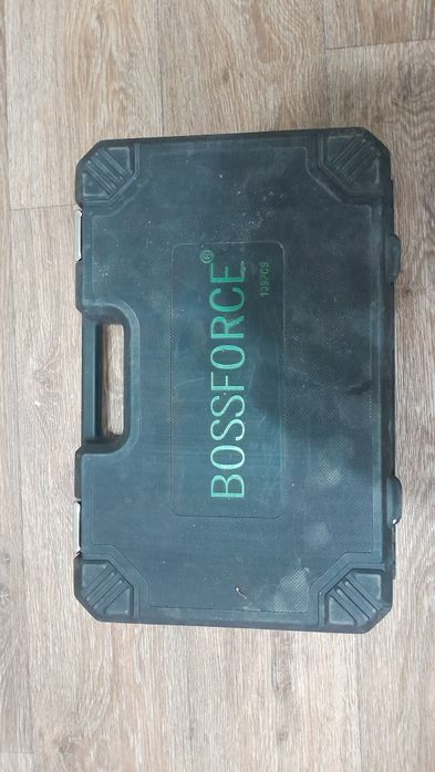 Продам Качественный набор инструментов