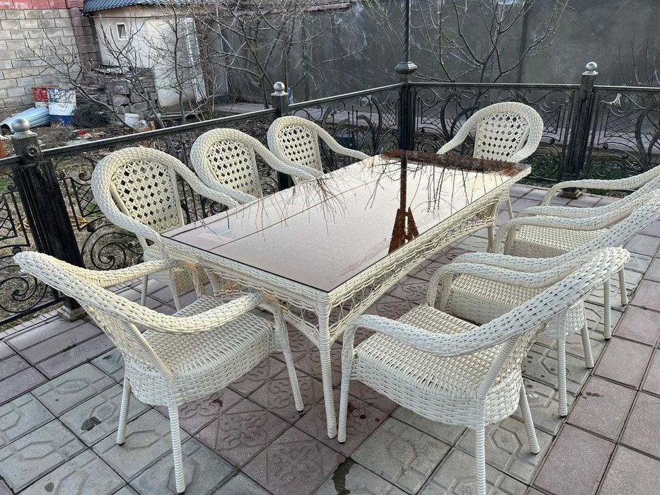 Ротанговая мебель для сада