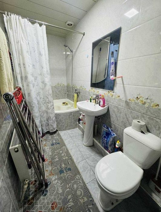 Сдается 2х комнатная квартира на 2 этаже Ориентир пиридастгир