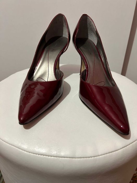 Обувки,слагани няколко пъти,напълно запазени 37,38 номер