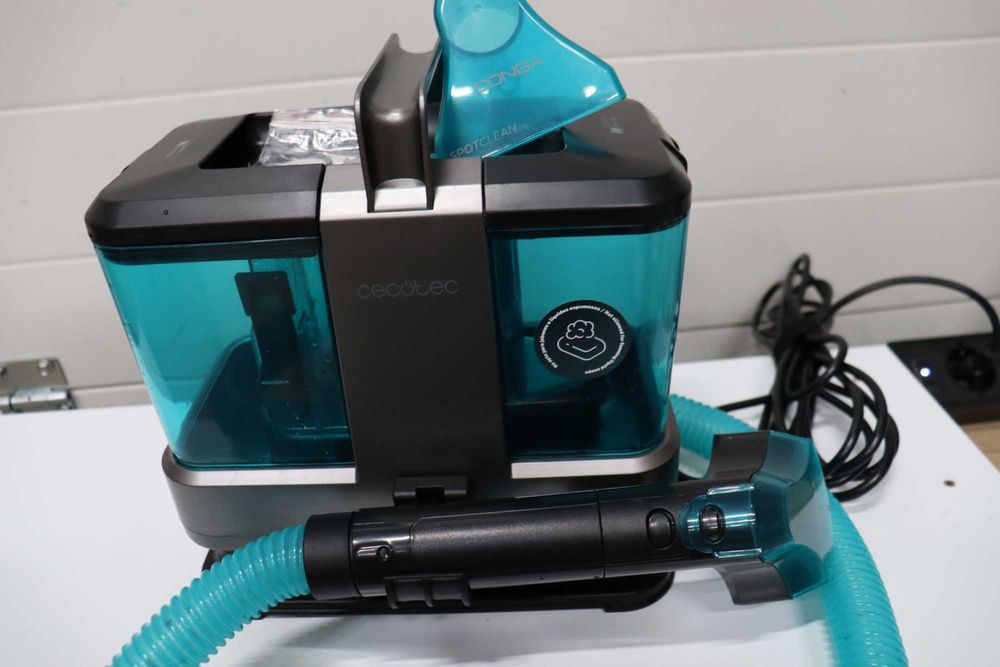 Перяща прахосмукачка за килими Cecotec Conga 2000 Carpet&Spot Clean