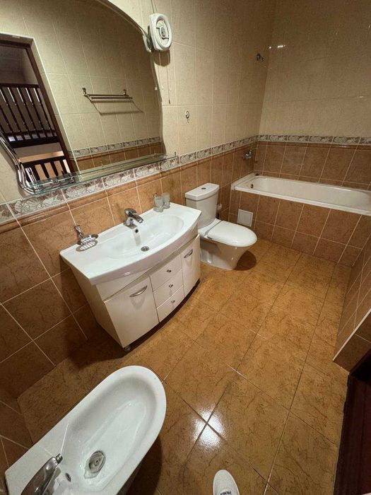 Срочна Аренда участок Мирзо Улугбекский/Ялангач 4 х комн 2этажа