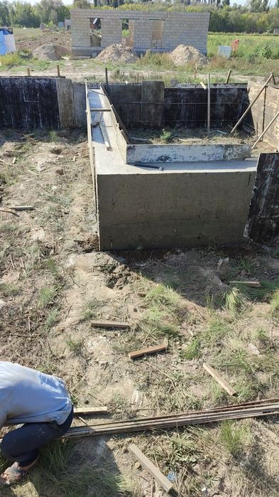 жер фундаментімен сатылады