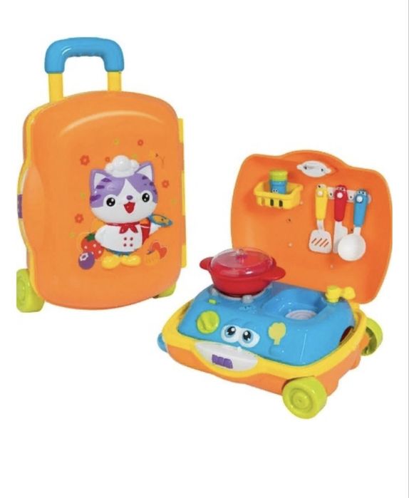 Набор чемоданов Hola