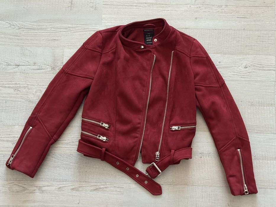 Яке Zara Stradivarius
