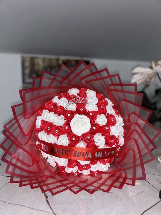 Buchete trandafiri Sapun si trandafiri Imperiali sclipici