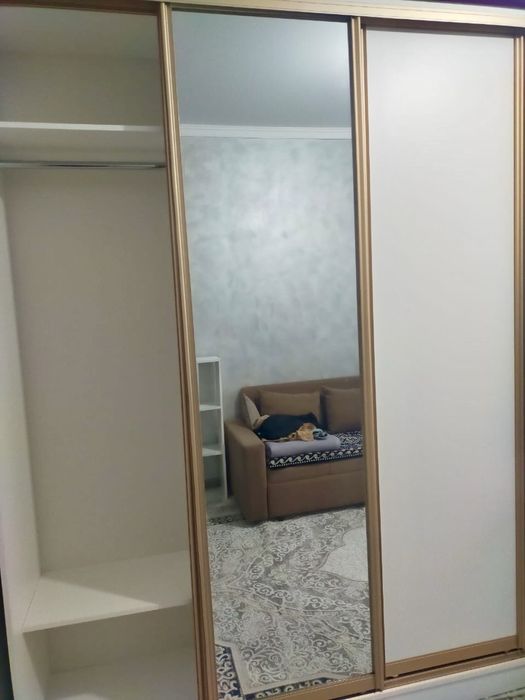 Продам шкаф 180х240х45см