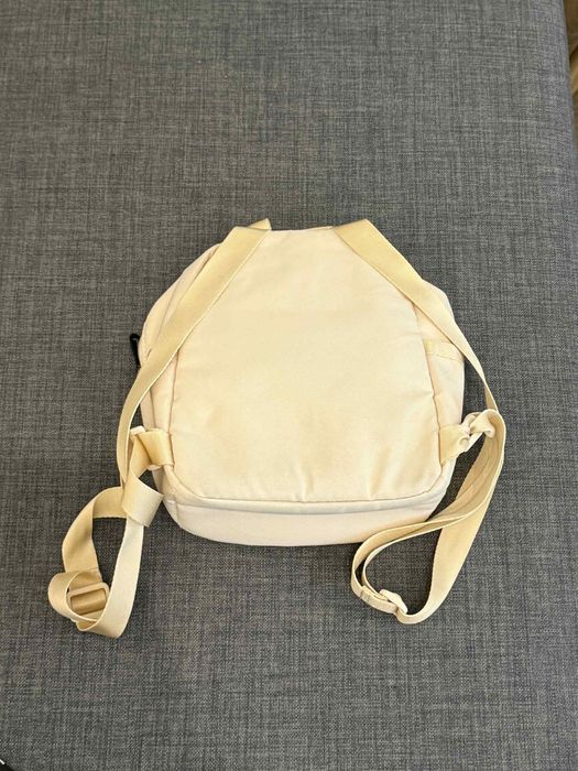 Оригинална дамска раница Nike