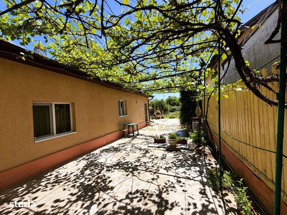 Vanzare Casa Individuala pe Parter, Curte 640 mp