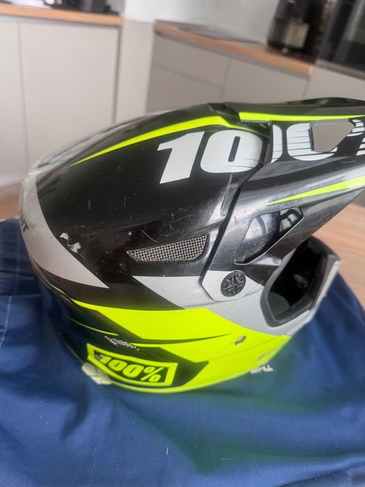 каска 100% fullface Status DH