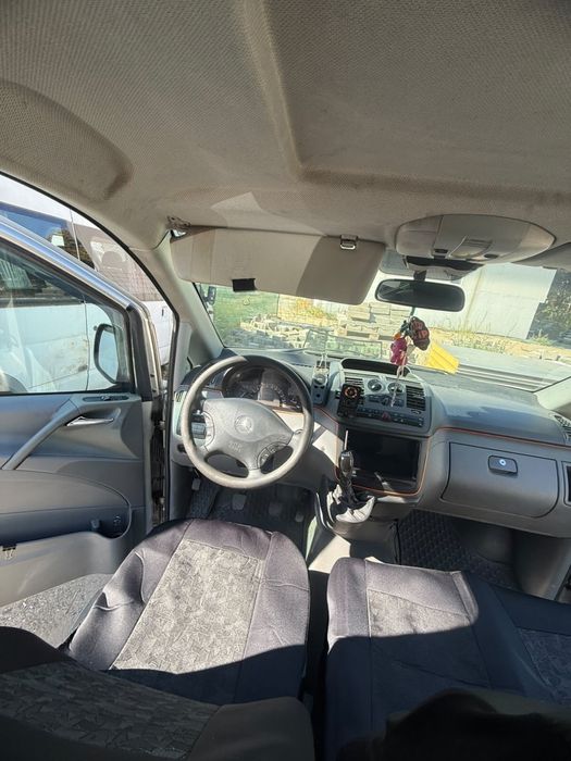 Mercedes vito 8+1 locuri