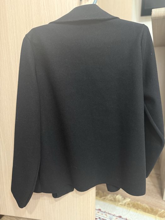 Костюмы офисные брендовые