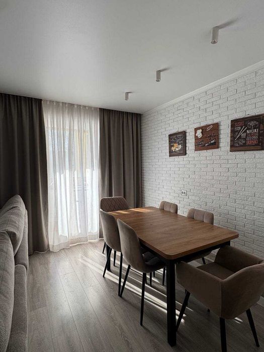 Продам 3 комнатну квартиру