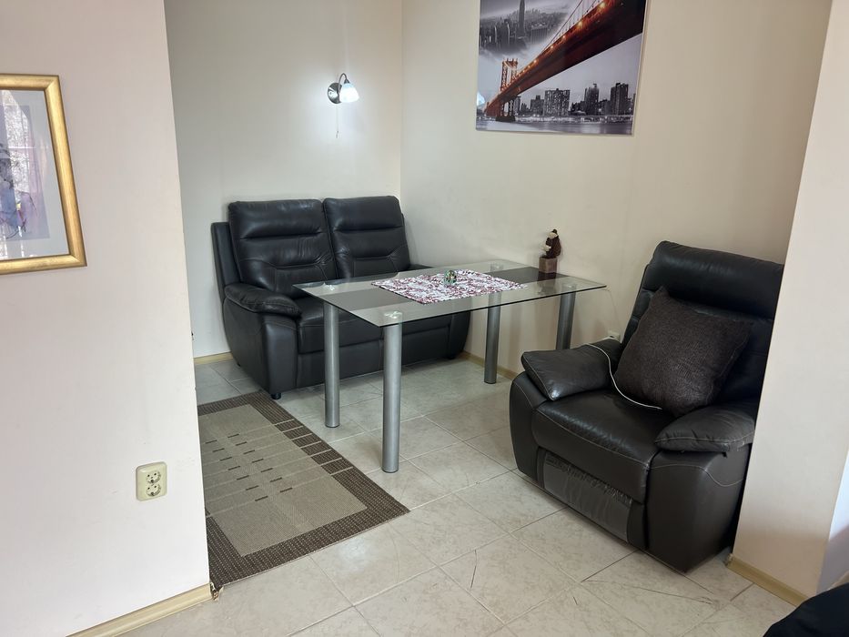 Продавам студио слънчев бряг (първа линия)