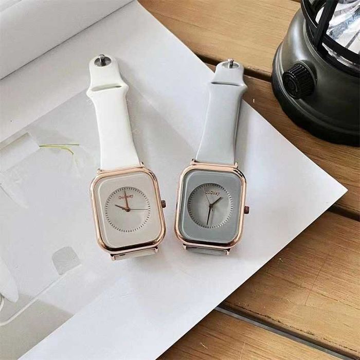 soat watch  часы