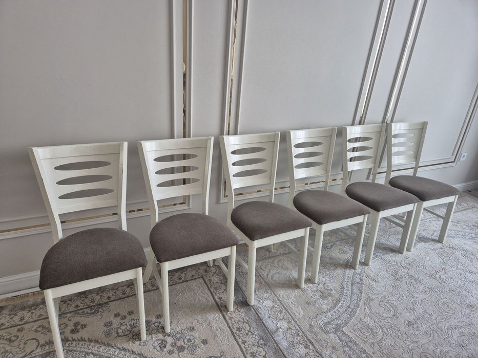 Продам 6 стульев