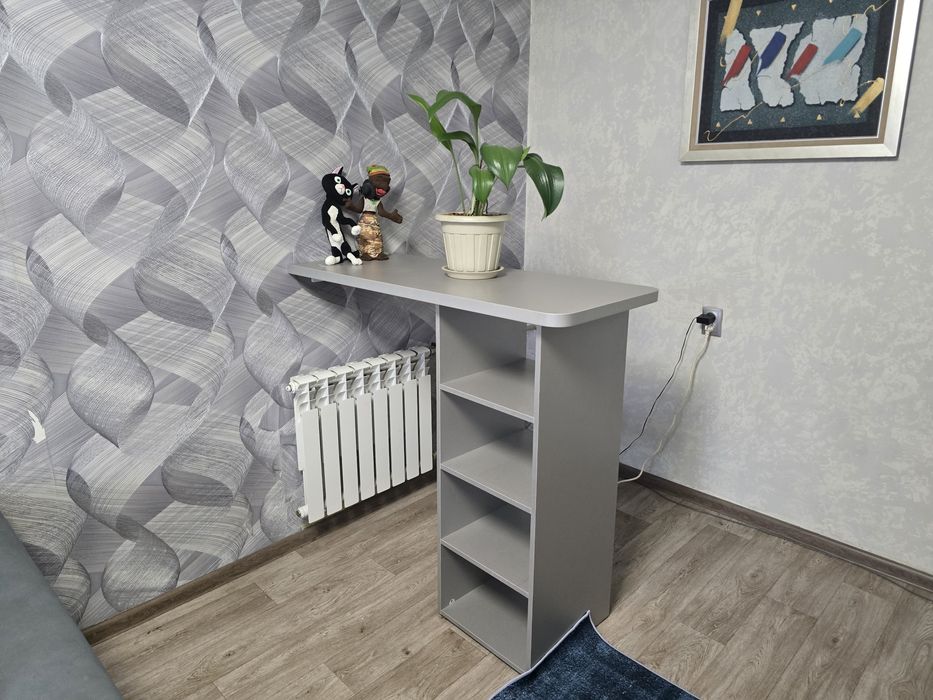 Барная стойка в хорошем состоянии