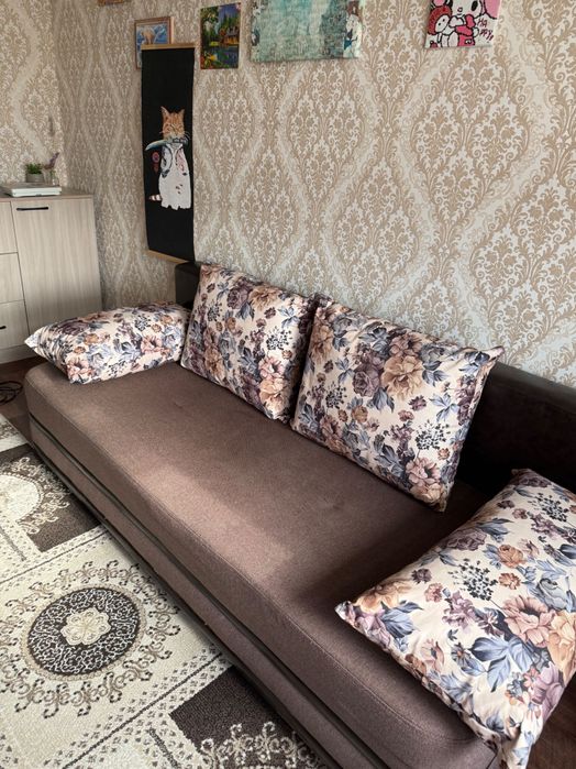 Продается диван б/у