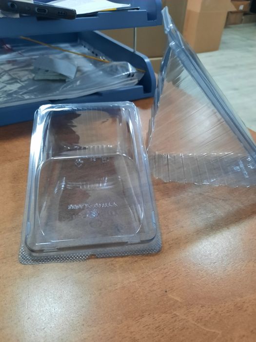 Упаковка под роллы, сендвичи, ягоды,соуснички