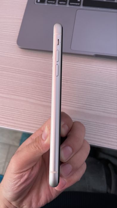 Iphone 11 отличный