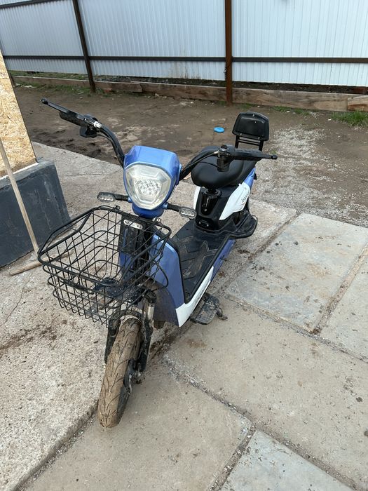 Электро мопед в хорошем сост.