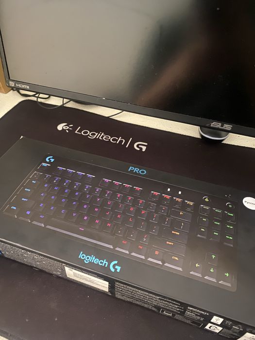 Игровая клавиатура Logytech G Pro