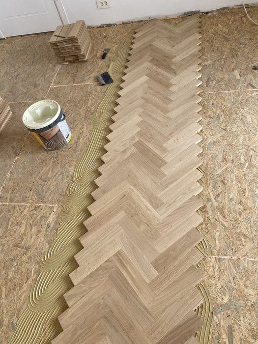 Parchetar cu experienta