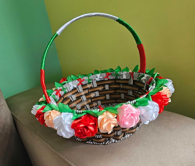 Кошничка с български мотиви