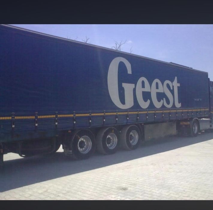 Semiremorca Schmitz pe tamburi