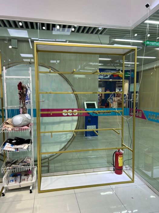 Рейлы для магазин одежды