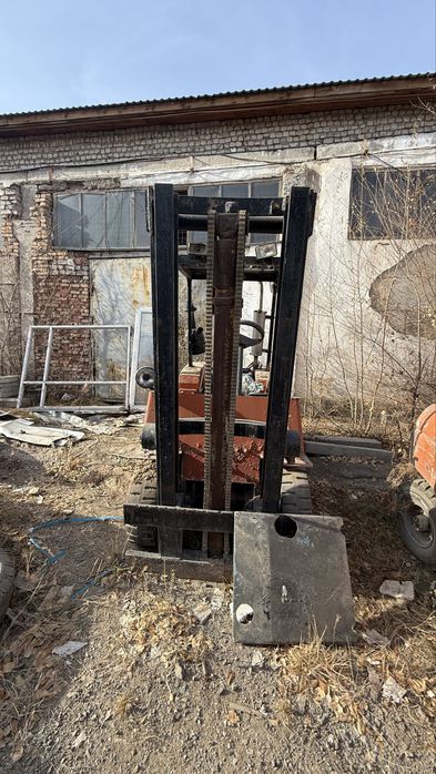 Вилочный погрузчик б/у Балканкар