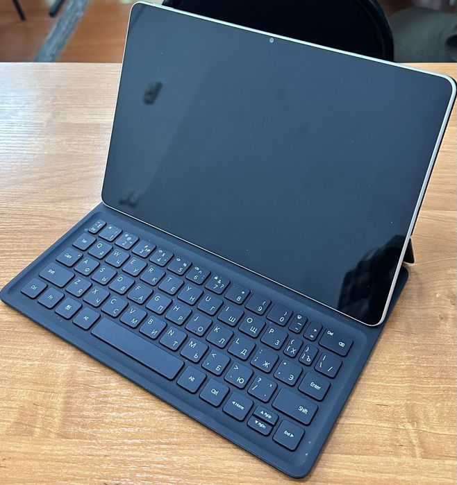 Планшет почти новый аз қолданылған