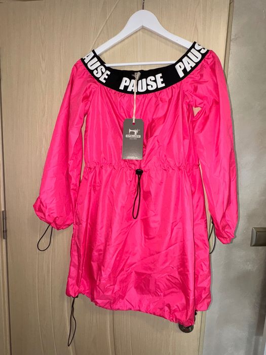 Актуална рокля PAUSE