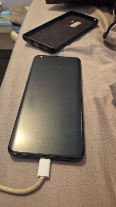 Smartphone Samsung S9 plus, folosit