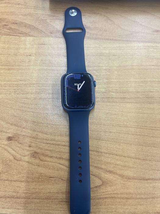 Продам часы apple wath 7