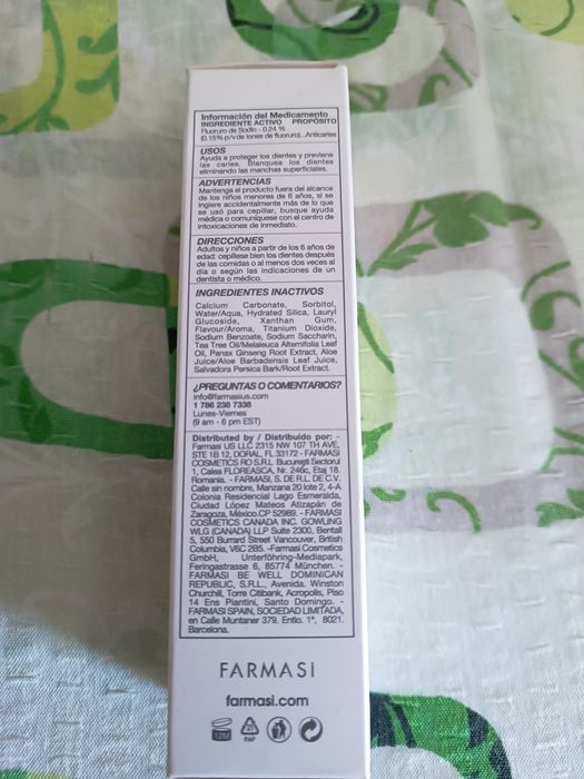 Pastă de dinți Farmasi