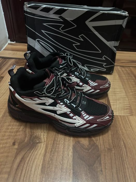 Off White Be Right Back (marimi: 43,44)