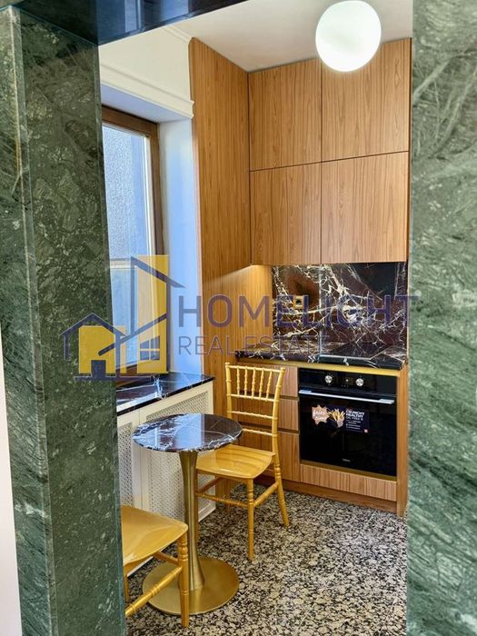 Двустаен апартамент в кв. Доктроски паметник