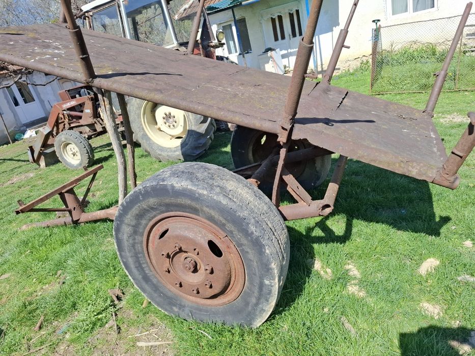 Remorca basculabila pt Tractor