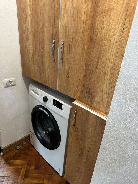 Închiriez apartament doua camere, zona  Cristian  Oancea.