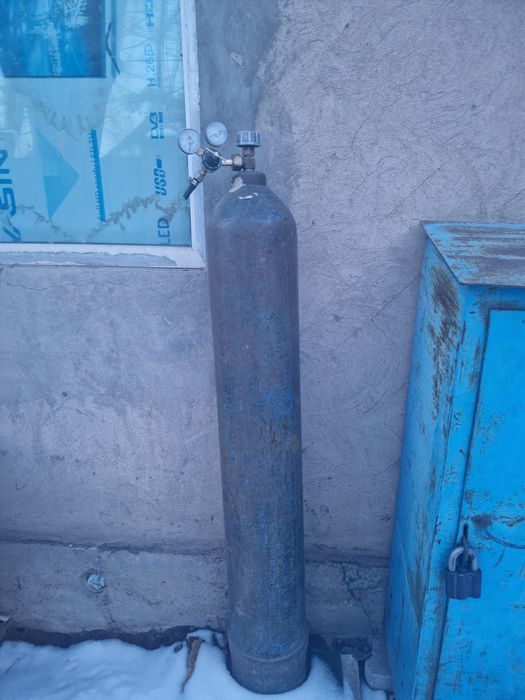 Продам кислородный балон