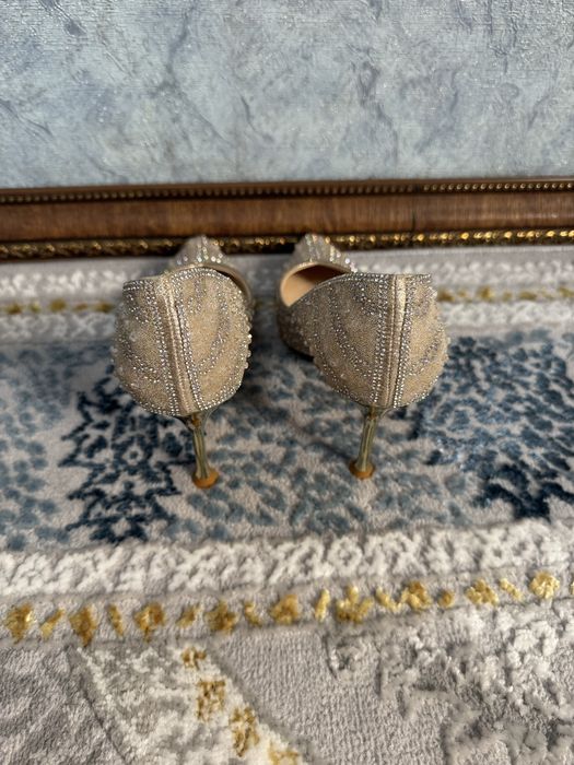 Туфли нарядная очень красивая