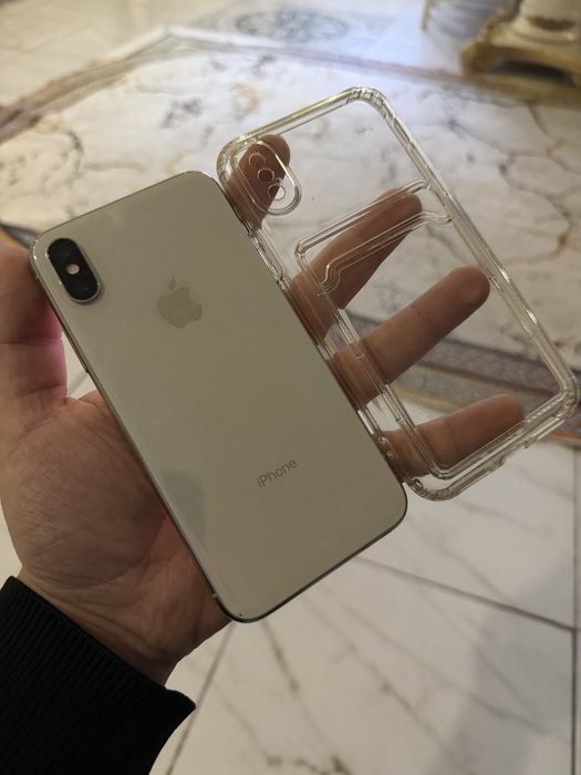 В продаже Айфон х.64Gb
