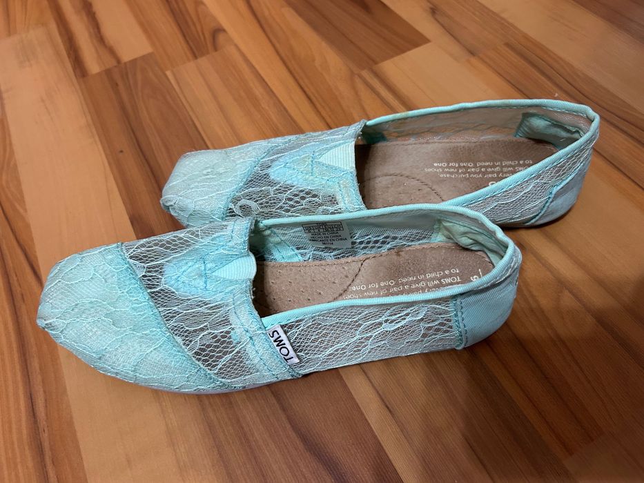 Espadrile Toms 50 lei mărimea 36,5