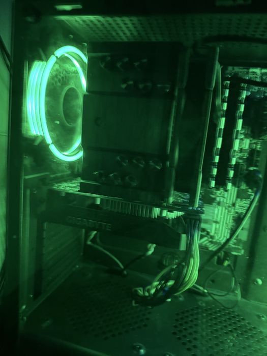 Продам игровой комьютер в сборе