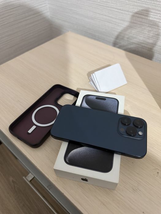iPhone 15 Pro 512 gb Blue Titanium